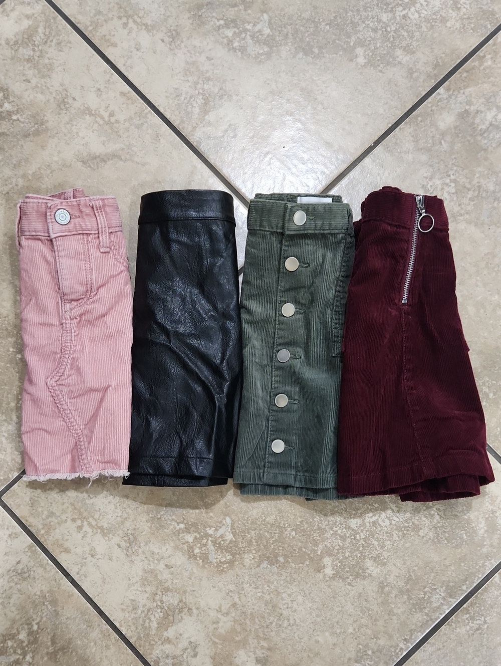 Old Navy Girls Bundle Of 4 Skirts